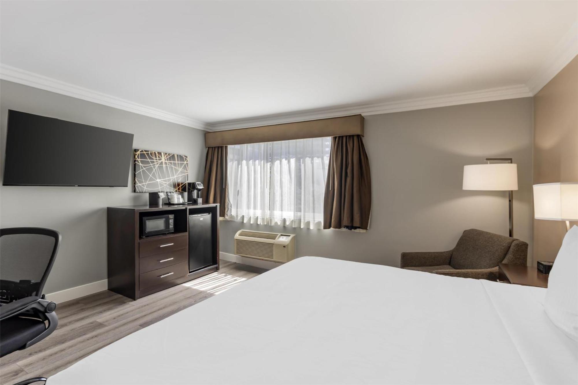 Hotel Western La Mid-town 3*