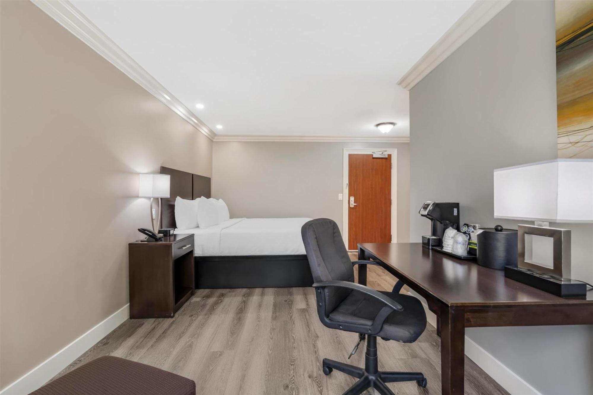 Hotel Western La Mid-town