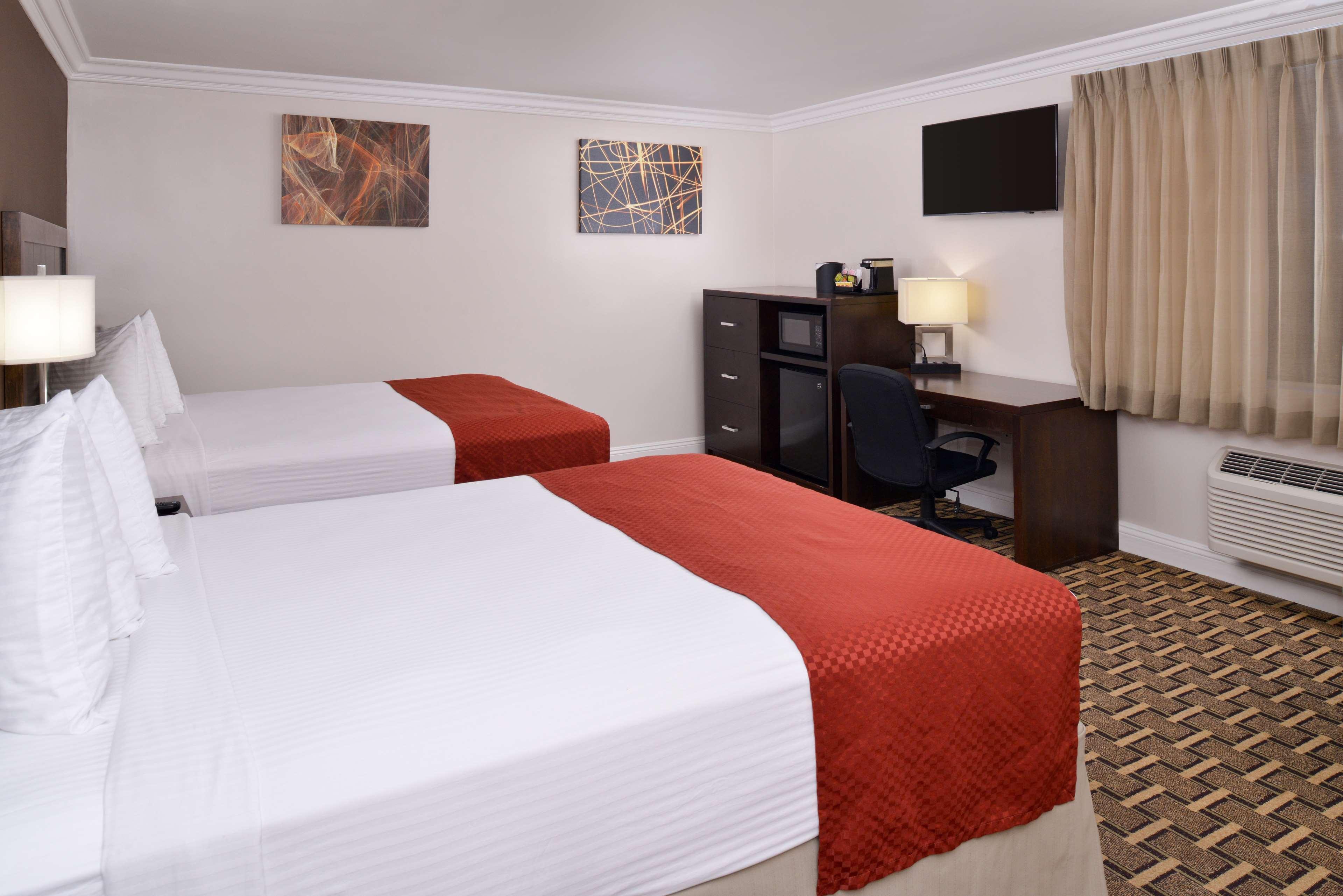 Hotel Western La Mid-town 3*