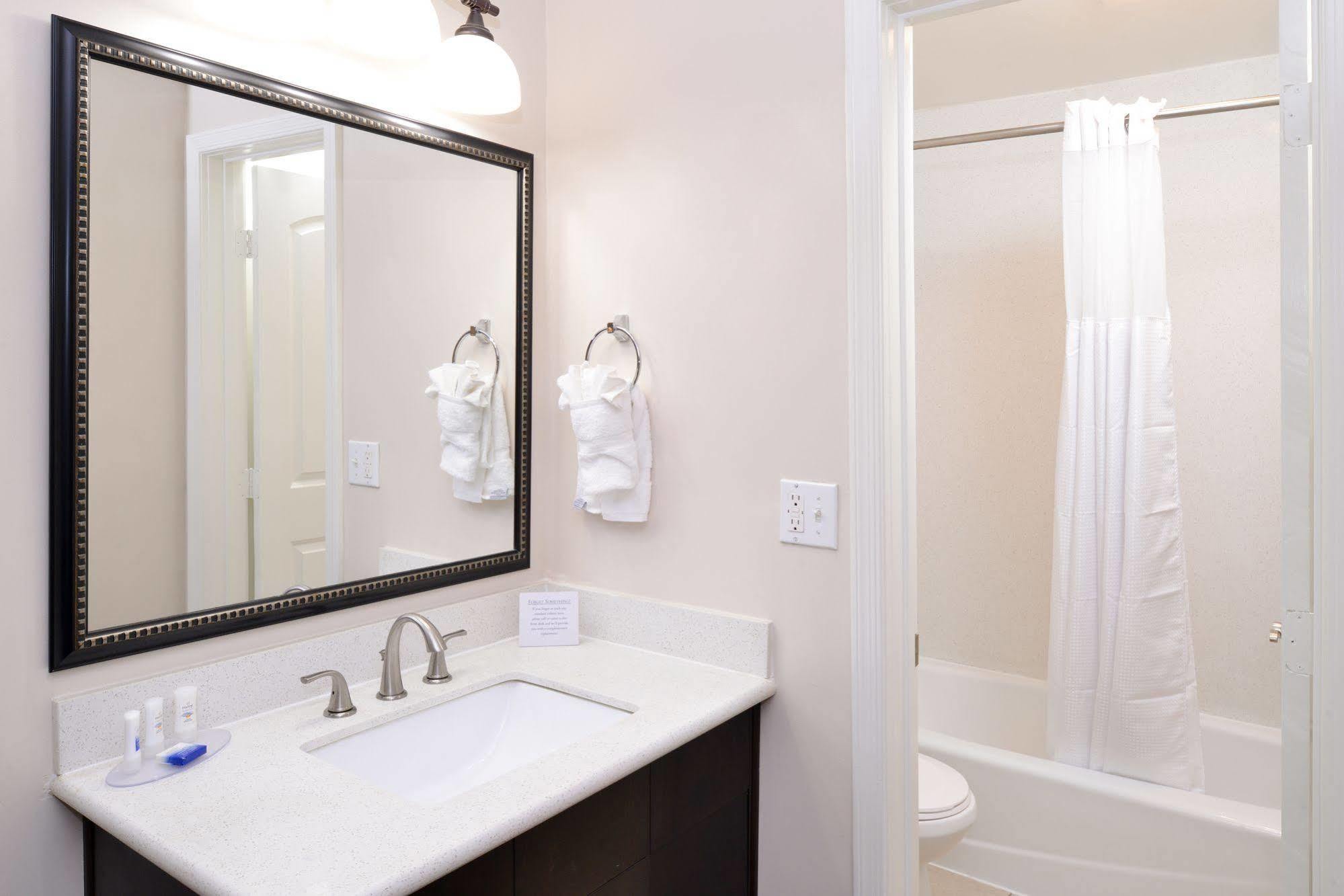 Hotel Western La Mid-town 3*
